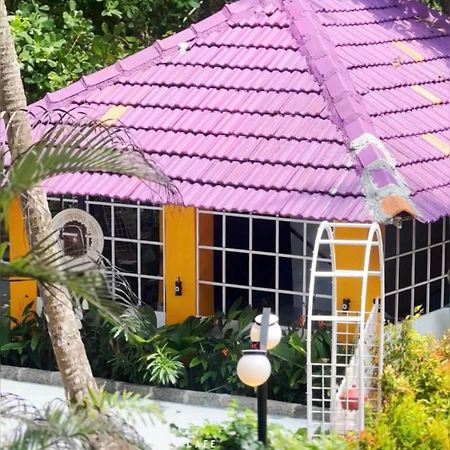 Roba- Beachcafe & Luxurystay Kannur Eksteriør bilde