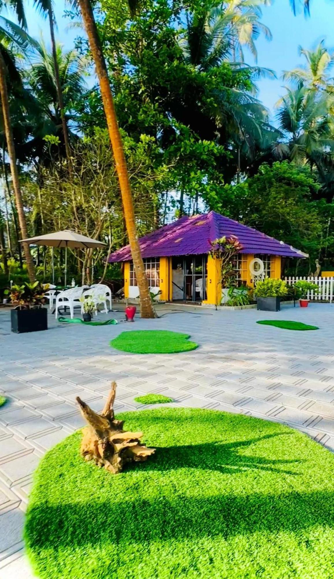 Roba- Beachcafe & Luxurystay Kannur Eksteriør bilde